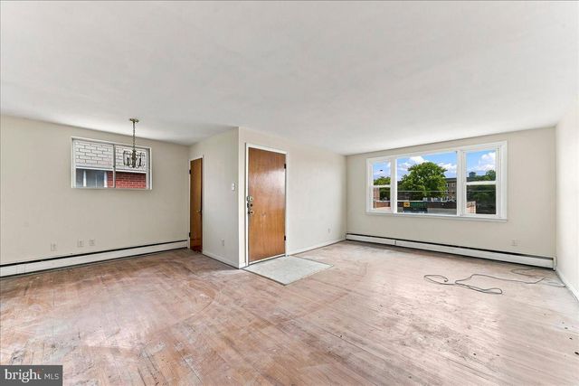605 BYWOOD AVE, Upper Darby, PA 19082