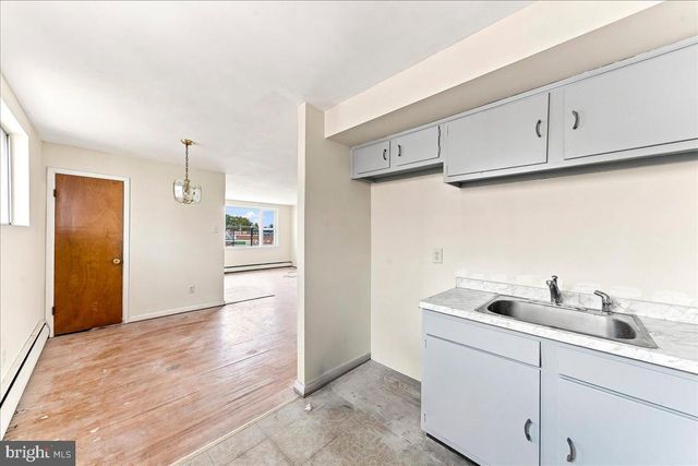 605 BYWOOD AVE, Upper Darby, PA 19082