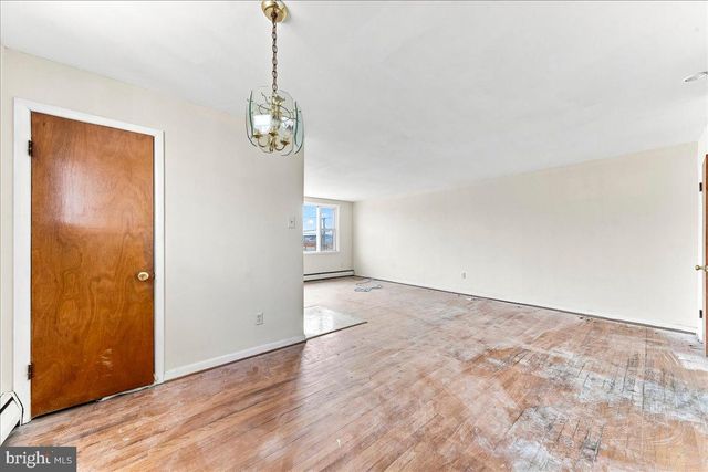 605 BYWOOD AVE, Upper Darby, PA 19082