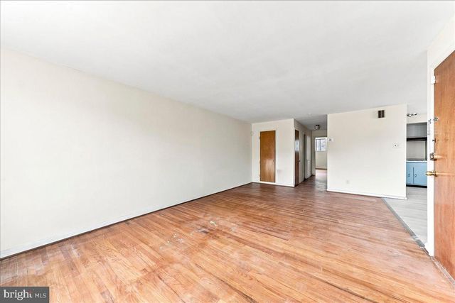 605 BYWOOD AVE, Upper Darby, PA 19082