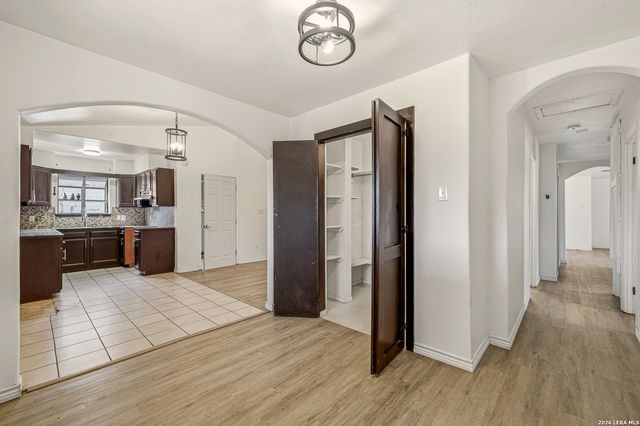 106 WAYFARER, San Antonio, TX 78242