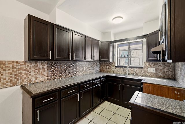 106 WAYFARER, San Antonio, TX 78242