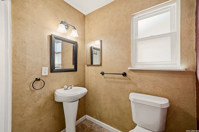 106 WAYFARER, San Antonio, TX 78242