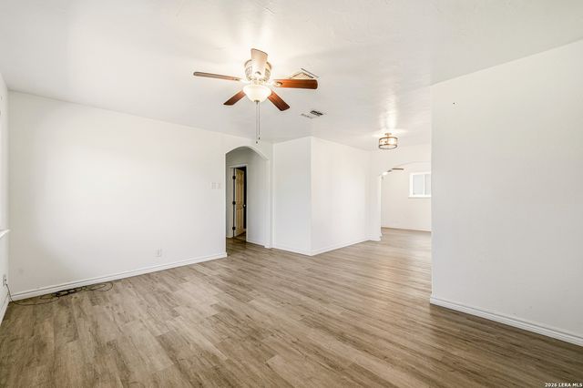 106 WAYFARER, San Antonio, TX 78242