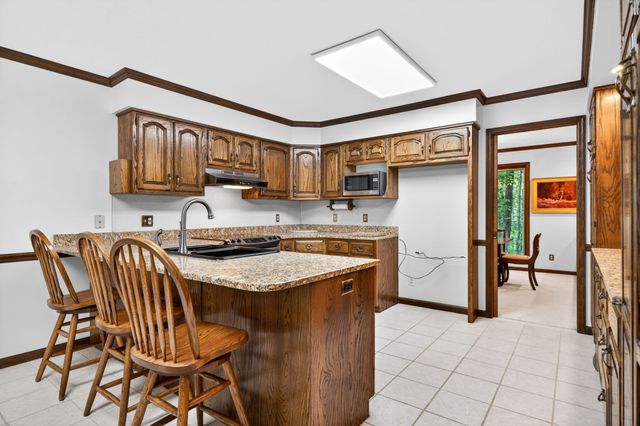 555 S Maple Ave, Cookeville, TN 38501