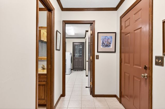 555 S Maple Ave, Cookeville, TN 38501