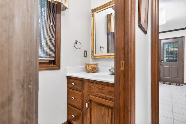 555 S Maple Ave, Cookeville, TN 38501