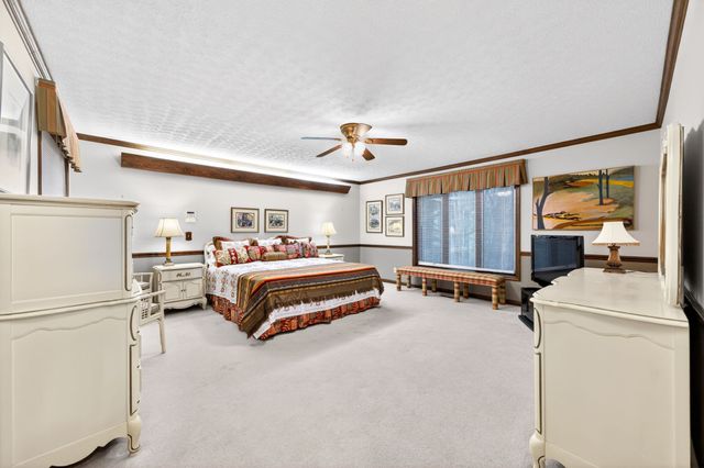 555 S Maple Ave, Cookeville, TN 38501