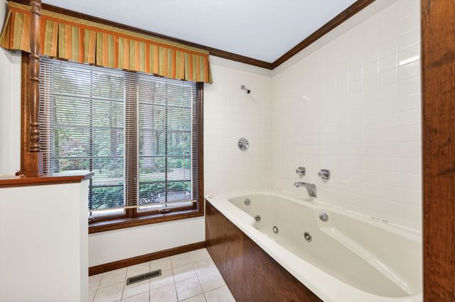 555 S Maple Ave, Cookeville, TN 38501
