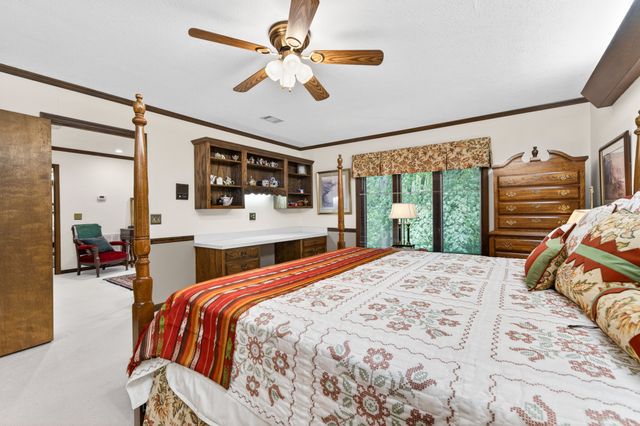 555 S Maple Ave, Cookeville, TN 38501