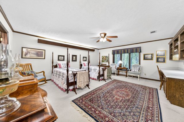 555 S Maple Ave, Cookeville, TN 38501