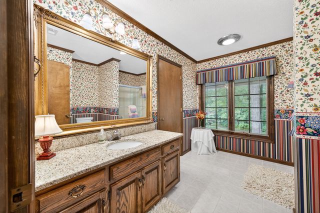 555 S Maple Ave, Cookeville, TN 38501