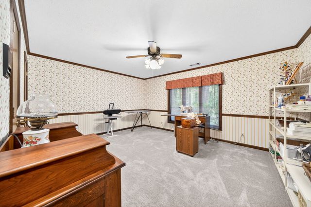 555 S Maple Ave, Cookeville, TN 38501
