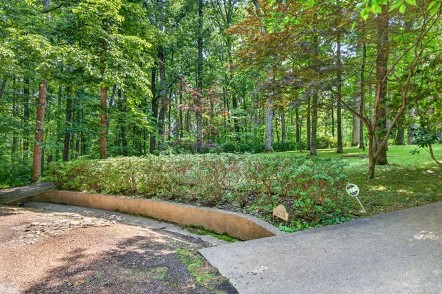 555 S Maple Ave, Cookeville, TN 38501