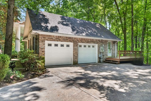 555 S Maple Ave, Cookeville, TN 38501