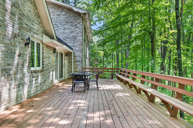 555 S Maple Ave, Cookeville, TN 38501