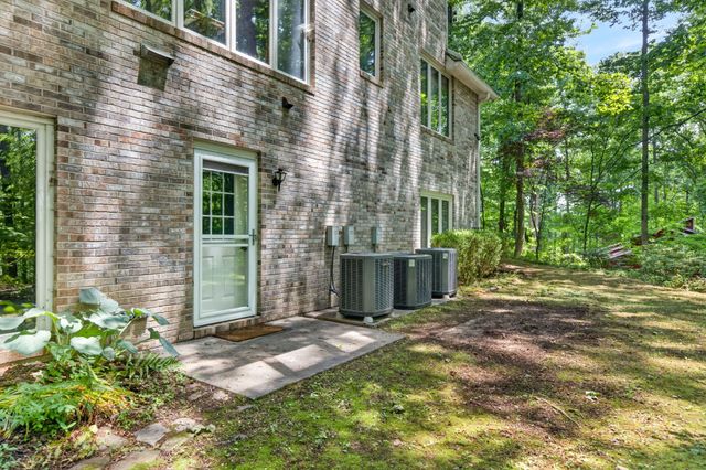 555 S Maple Ave, Cookeville, TN 38501