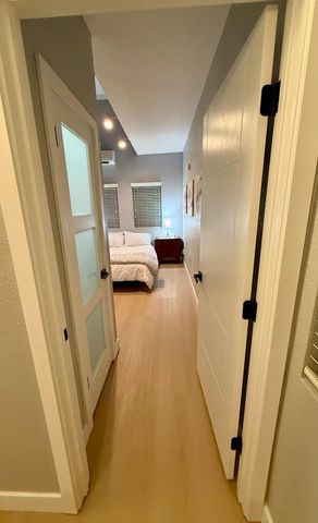 421 Sierra Vista Avenue 7, Mountain View, CA 94043