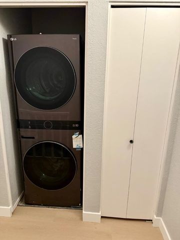 421 Sierra Vista Avenue 7, Mountain View, CA 94043