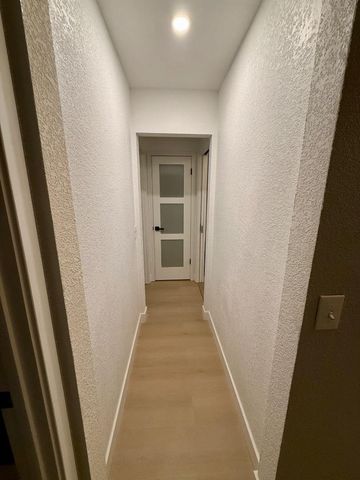 421 Sierra Vista Avenue 7, Mountain View, CA 94043