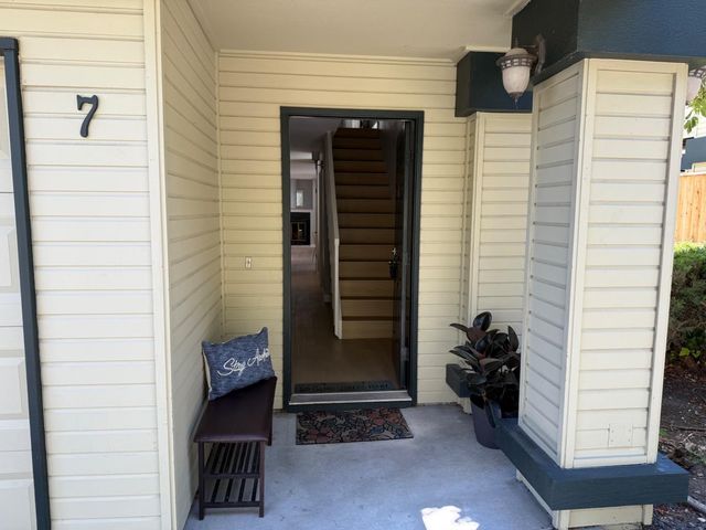421 Sierra Vista Avenue 7, Mountain View, CA 94043