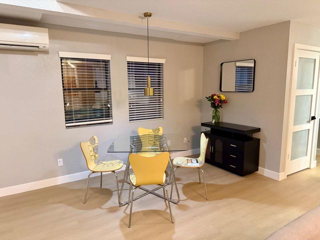 421 Sierra Vista Avenue 7, Mountain View, CA 94043