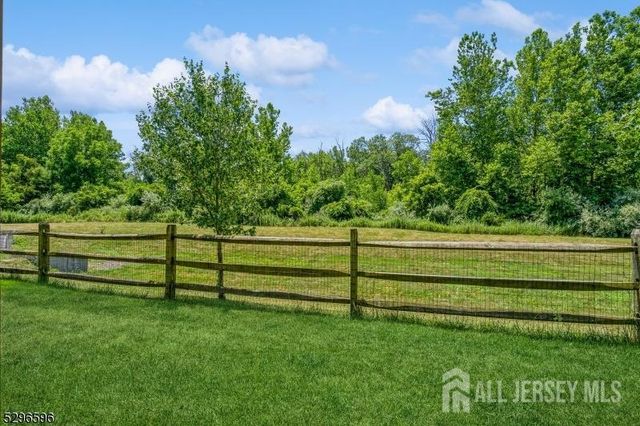 79 Autumn Lane, Montgomery, NJ 08558