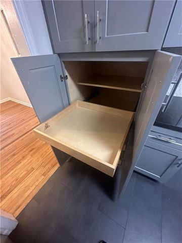 349 Laquita SE Drive, Atlanta, GA 30315