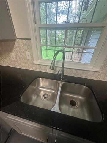 349 Laquita SE Drive, Atlanta, GA 30315