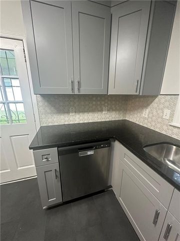 349 Laquita SE Drive, Atlanta, GA 30315