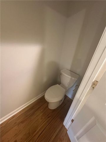 349 Laquita SE Drive, Atlanta, GA 30315