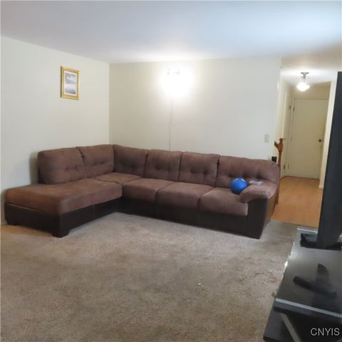 8026 Pickett Lane, Cicero, NY 13039