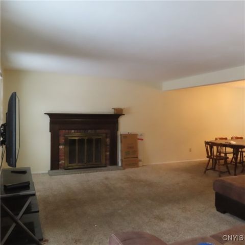 8026 Pickett Lane, Cicero, NY 13039