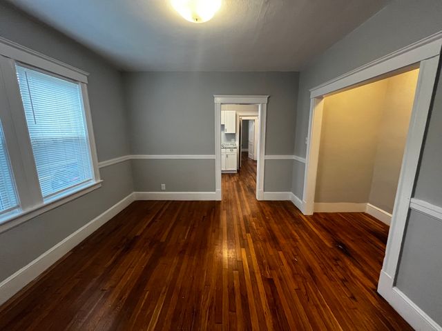 113 Sherwood St 1L, Boston, MA 02131