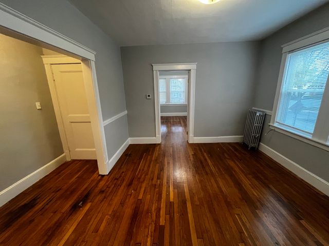 113 Sherwood St 1L, Boston, MA 02131