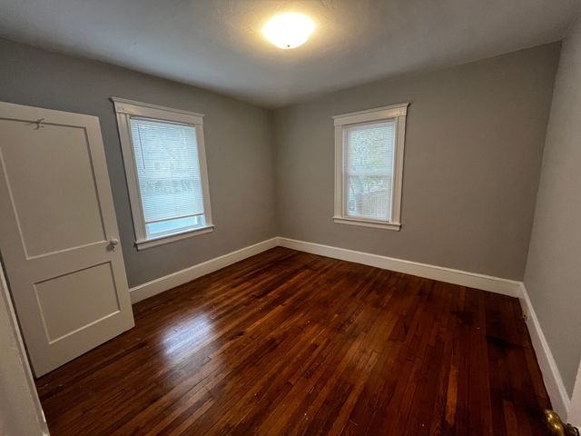 113 Sherwood St 1L, Boston, MA 02131