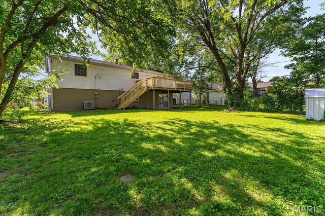 332 Sumter Drive, Belleville, IL 62221