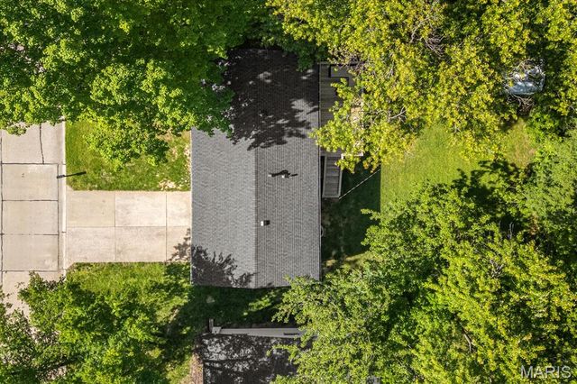 332 Sumter Drive, Belleville, IL 62221