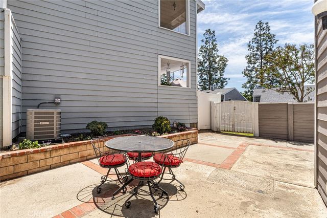 424 Walker, San Dimas, CA 91773