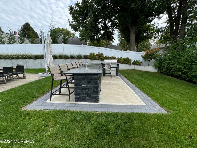 608 Deal Road, Oakhurst, NJ 07755