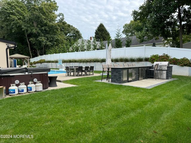 608 Deal Road, Oakhurst, NJ 07755