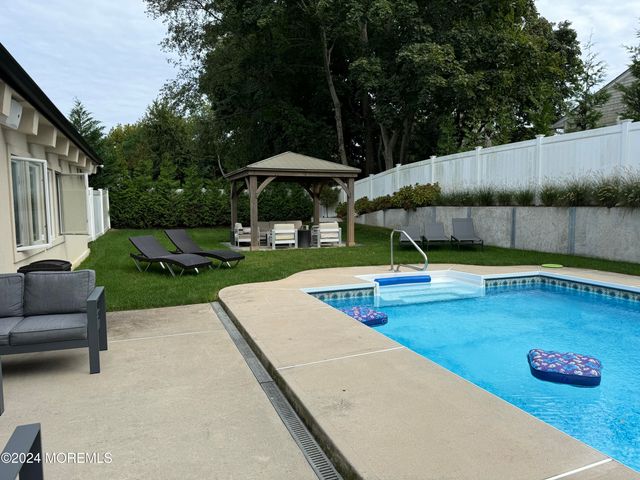 608 Deal Road, Oakhurst, NJ 07755