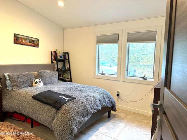 608 Deal Road, Oakhurst, NJ 07755