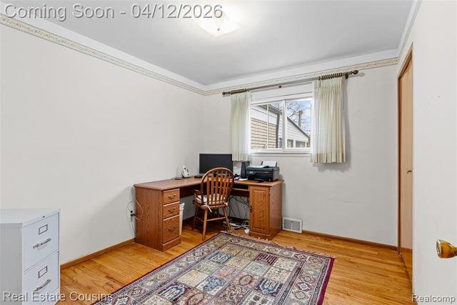 34650 Hawke Drive, Sterling Heights, MI 48310