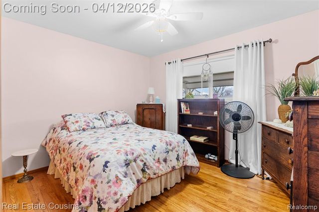 34650 Hawke Drive, Sterling Heights, MI 48310