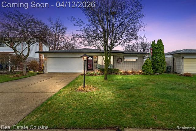 34650 Hawke Drive, Sterling Heights, MI 48310