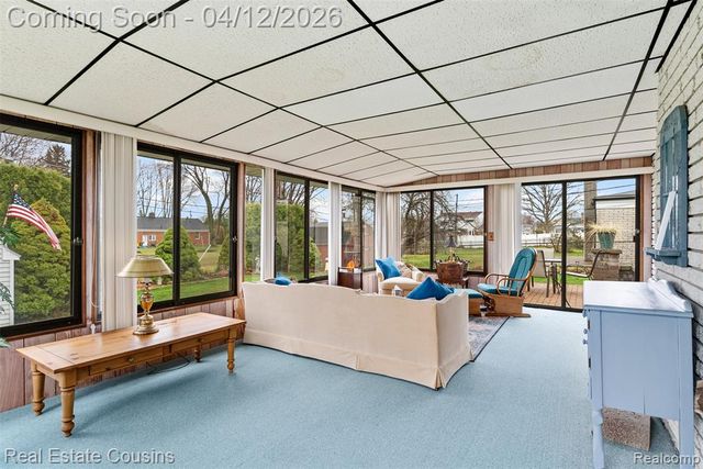 34650 Hawke Drive, Sterling Heights, MI 48310