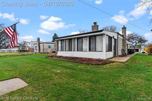 34650 Hawke Drive, Sterling Heights, MI 48310