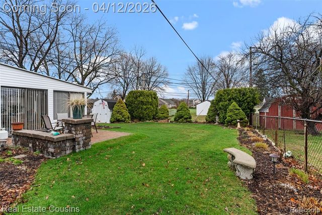 34650 Hawke Drive, Sterling Heights, MI 48310