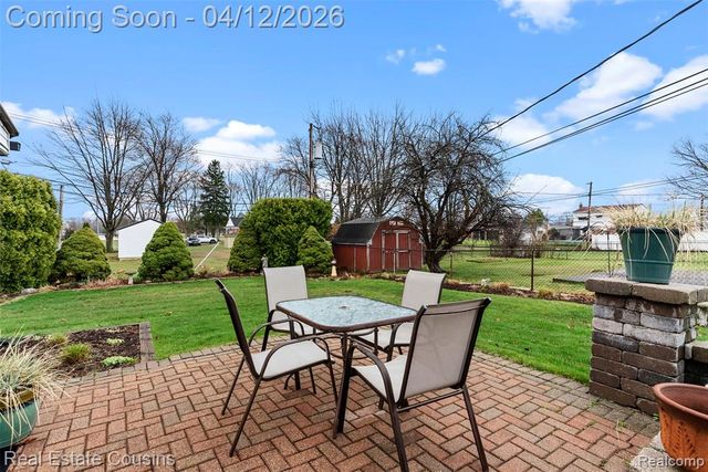 34650 Hawke Drive, Sterling Heights, MI 48310